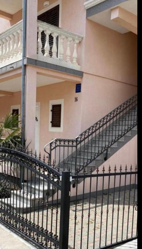 Villa Nera Vodice Exteriör bild