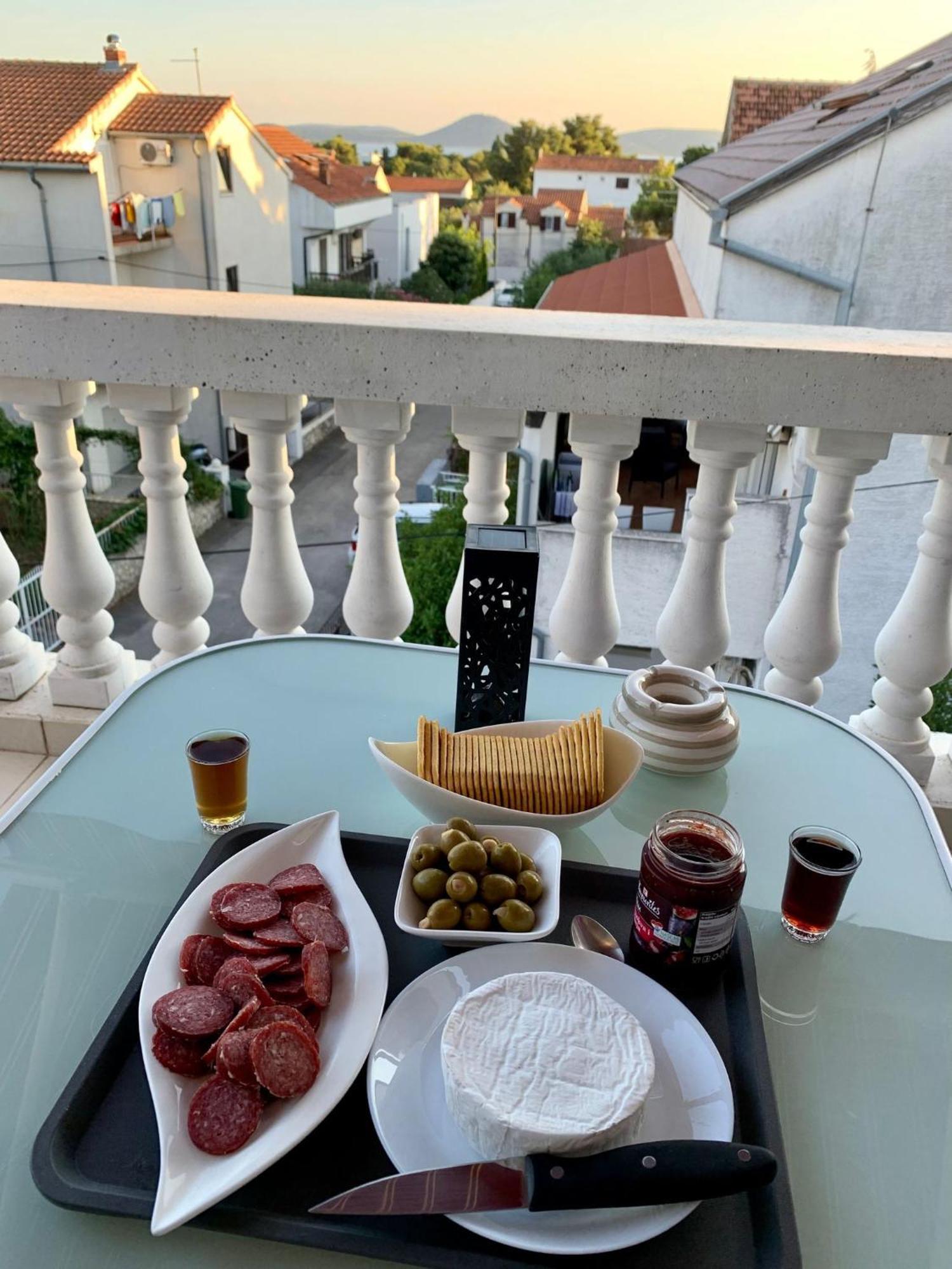 Villa Nera Vodice Exteriör bild