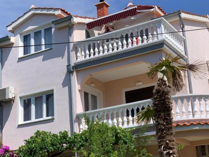 Villa Nera Vodice Exteriör bild